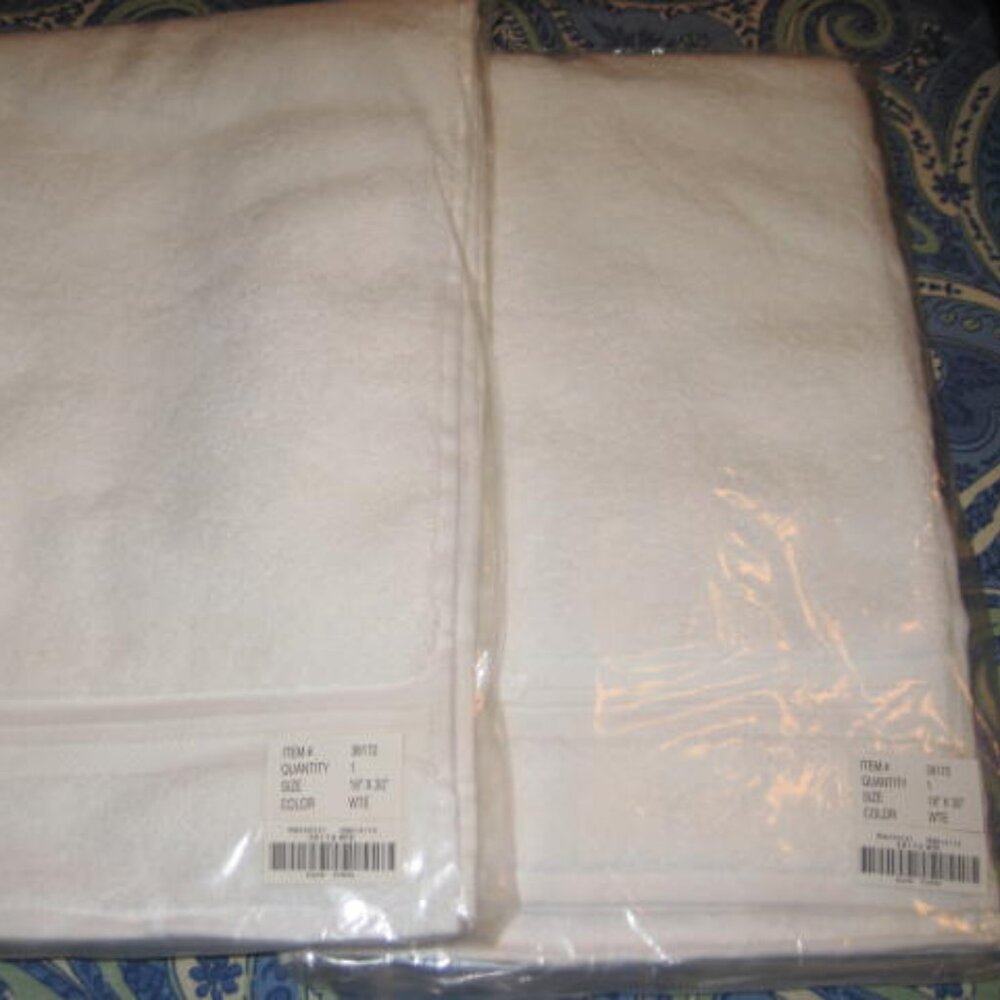 NWT Set of 2 Sundance Hand Towels White Original Package Cotton Made in Turkey